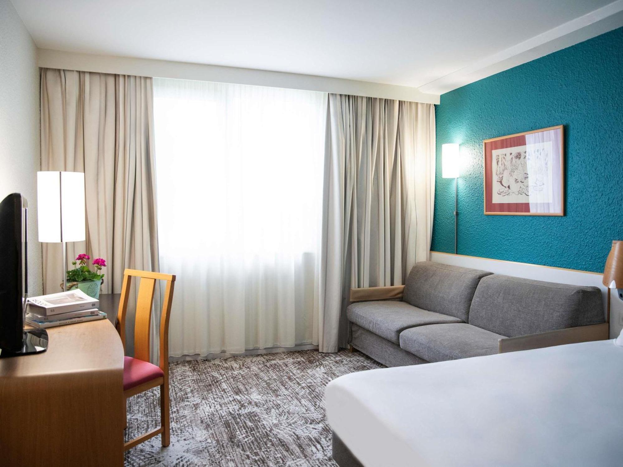 Hotel Novotel Evry Courcouronnes Exteriér fotografie